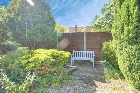 3 bedroom Detached house for sale in Estcourt Close, Longlevens, Gloucester, GL1