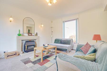 3 bedroom Detached house for sale in Estcourt Close, Longlevens, Gloucester, GL1