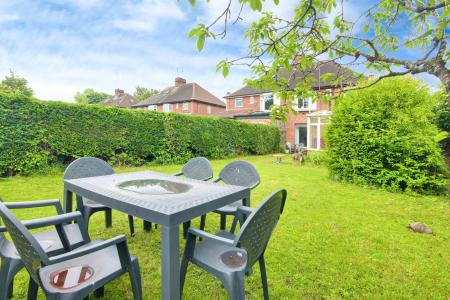 3 bedroom Semi-detached house for sale in Estcourt Road, Gloucester, GL1