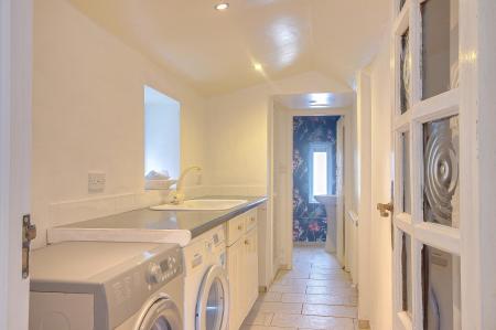 3 bedroom Cottage for sale in Gloucester Road, Hartpury, Gloucester, GL19