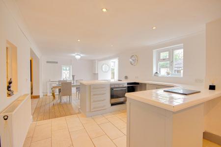 3 bedroom Cottage for sale in Gloucester Road, Hartpury, Gloucester, GL19