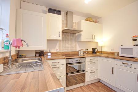 2 bedroom Terraced House for sale in Grenville Close, Churchdown, Gloucester, GL3