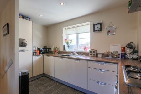 2 bedroom Property for sale in Guan Road, Brockworth, Gloucester, GL3