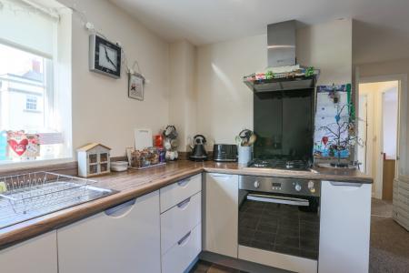 2 bedroom Property for sale in Guan Road, Brockworth, Gloucester, GL3