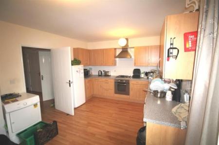 5 bedroom Terraced House for sale in Harescombe Drive, GRH (Gloucestershire Royal Hospital), Gloucester, GL1