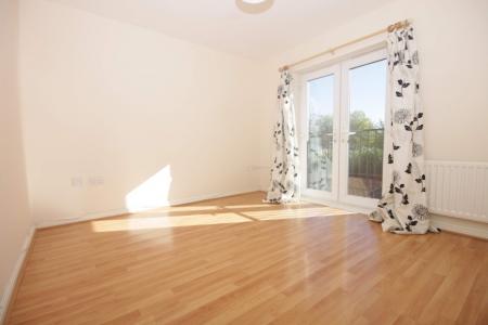 4 bedroom Town house for sale in Harescombe Drive, GRH (Gloucestershire Royal Hospital), Gloucester, GL1
