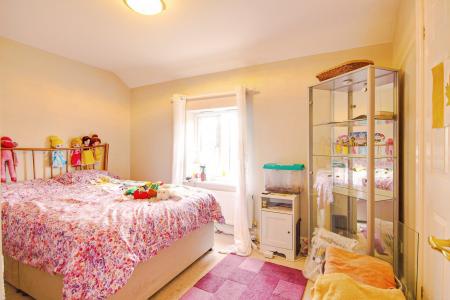 4 bedroom Detached house for sale in Hill End Road, Twyning, Tewkesbury, GL20