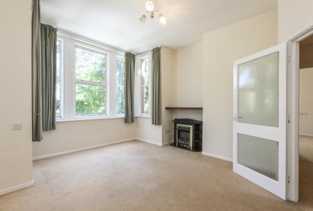 Hucclecote Road, Hucclecote, Gloucester, GL3