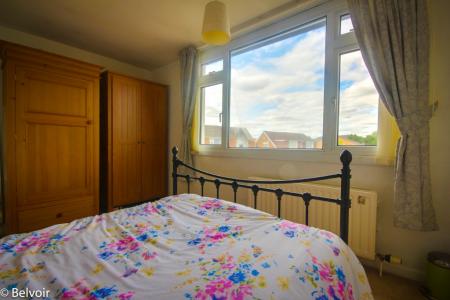 3 bedroom Semi-detached house for sale in Hurcombe Way, Brockworth, Gloucester, GL3