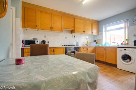 3 bedroom Semi-detached house for sale in Hurcombe Way, Brockworth, Gloucester, GL3