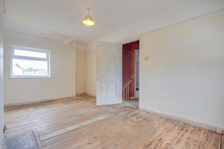 3 bedroom Semi-detached house for sale in Linden Road, Linden, Gloucester, GL1