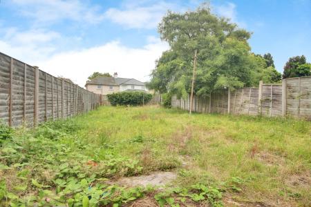 3 bedroom Semi-detached house for sale in Linden Road, Linden, Gloucester, GL1