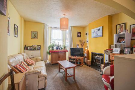 3 bedroom Semi-detached house for sale in Linden Road, Gloucester, GL1