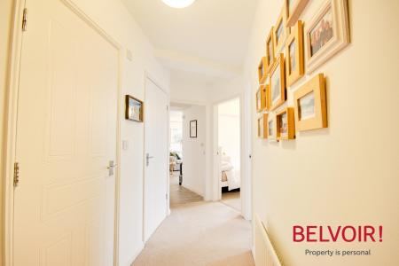 2 bedroom Flat for sale in Mayhill Way, GRH (Gloucestershire Royal Hospital), Gloucester, GL1