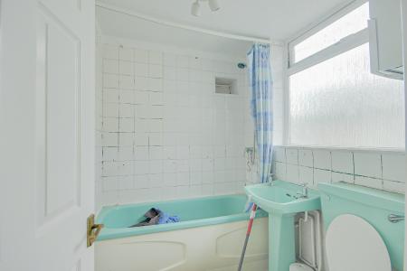 2 bedroom Terraced House for sale in Nelson Street, Tredworth, Gloucester, GL1