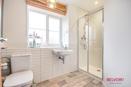 5 bedroom Detached house for sale in New Dawn View, Gloucester, GL1