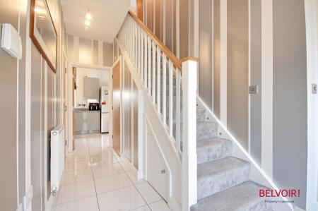 5 bedroom Detached house for sale in New Dawn View, Gloucester, GL1