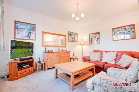 5 bedroom Detached house for sale in New Dawn View, Gloucester, GL1