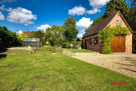 4 bedroom Semi-detached house for sale in Off Watery Lane, Minsterworth, Gloucester, GL2