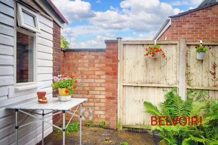 3 bedroom Semi-detached house for sale in Orchard Way, Churchdown, Gloucester, GL3