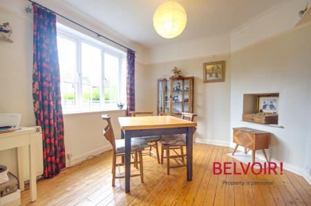 3 bedroom Semi-detached house for sale in Orchard Way, Churchdown, Gloucester, GL3