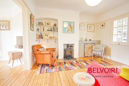 3 bedroom Semi-detached house for sale in Orchard Way, Churchdown, Gloucester, GL3