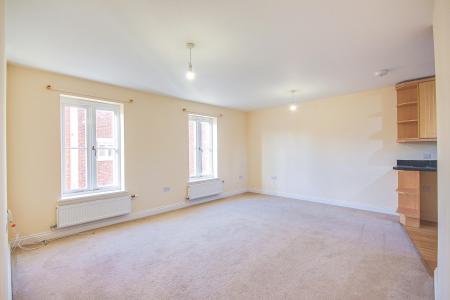2 bedroom Flat for sale in Oxford Terrace, Kingsholm, Gloucester, GL1