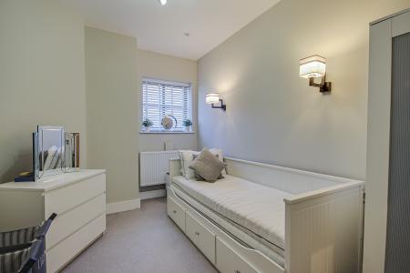 2 bedroom Flat for sale in Park Road, City Centre, Gloucester, GL1