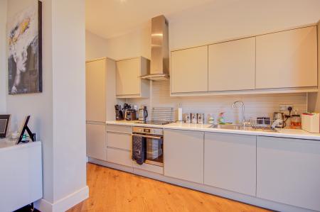 2 bedroom Flat for sale in Park Road, City Centre, Gloucester, GL1