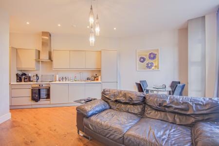 2 bedroom Flat for sale in Park Road, City Centre, Gloucester, GL1