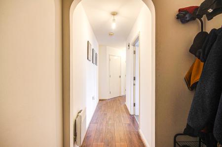 2 bedroom Flat for sale in Pillowell Drive, GRH (Gloucestershire Royal Hospital), Gloucester, GL1