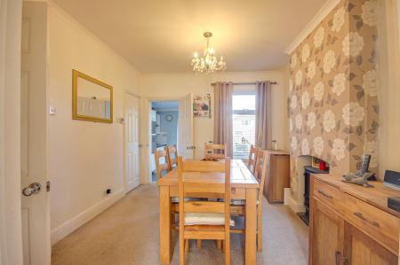 3 bedroom Semi-detached house for sale in Reservoir Road, Robinswood Hill, Gloucester, GL4