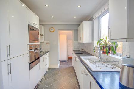 3 bedroom Semi-detached house for sale in Reservoir Road, Robinswood Hill, Gloucester, GL4