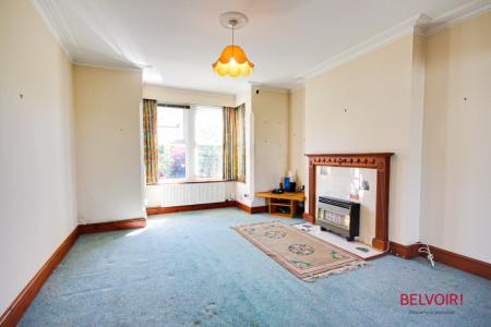 4 bedroom Semi-detached house for sale in Robinson Road, Linden, Gloucester, GL1