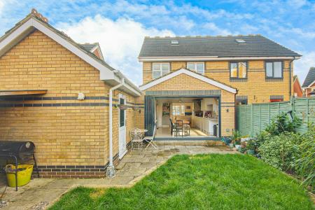 3 bedroom Semi-detached house for sale in Saddlers Road, Quedgeley, Gloucester, GL2