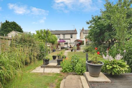 Sandhurst Lane, Sandhurst, Gloucester, GL2