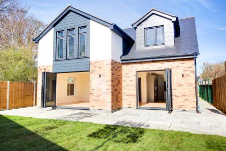 4 bedroom Detached house for sale in School Lane, Whitminster, Gloucester, GL2