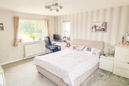 4 bedroom Detached house for sale in School Lane, Whitminster, Gloucester, GL2