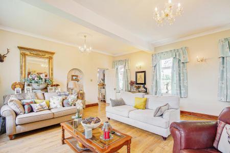 4 bedroom Village House for sale in School Lane, Whitminster, Gloucester, GL2