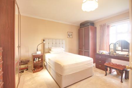 5 bedroom Detached house for sale in Sellars Road, Hardwicke, Gloucester, GL2