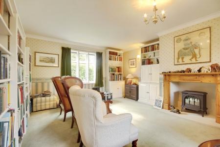 5 bedroom Detached house for sale in Sellars Road, Hardwicke, Gloucester, GL2