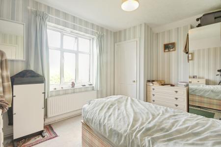 5 bedroom Detached house for sale in Sellars Road, Hardwicke, Gloucester, GL2