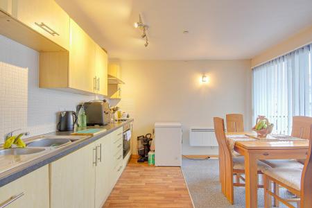 1 bedroom Flat for sale in Spa Road, City Centre, Gloucester, GL1