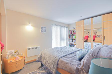 1 bedroom Flat for sale in Spa Road, City Centre, Gloucester, GL1