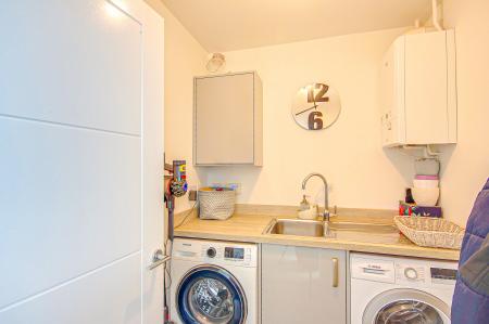 4 bedroom Detached house for sale in Spring Meadow Rise, Hempsted, Gloucester, GL2