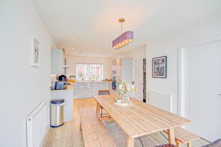 4 bedroom Detached house for sale in Spring Meadow Rise, Hempsted, Gloucester, GL2