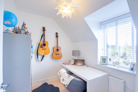 4 bedroom Detached house for sale in Spring Meadow Rise, Hempsted, Gloucester, GL2