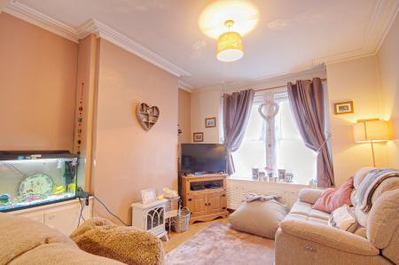 2 bedroom Terraced House for sale in Stanley Road, Gloucester, GL1