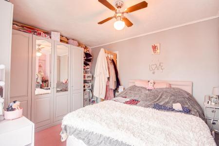 2 bedroom Terraced House for sale in Stanley Road, Gloucester, GL1