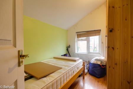 3 bedroom Terraced House for sale in Swan Road, Kingsholm, Gloucester, GL1